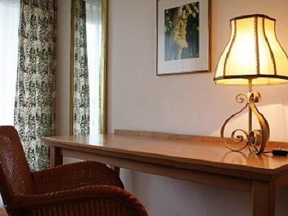 Hotel Zur Krone Ауген Стая снимка