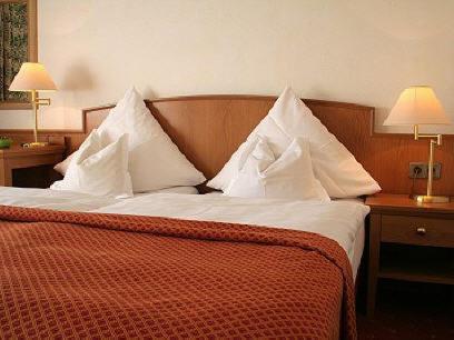 Hotel Zur Krone Ауген Стая снимка